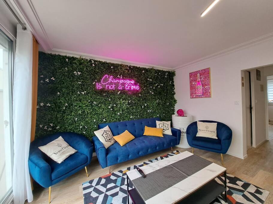 Ferienwohnung Camden - Exterieur Et Parking Reims Exterior foto