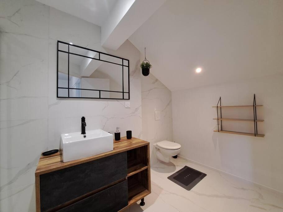 Ferienwohnung Camden - Exterieur Et Parking Reims Exterior foto